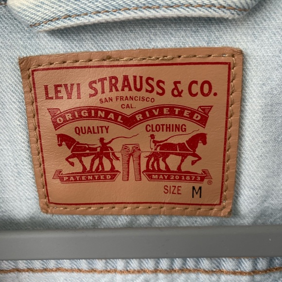 Levi’s denim jacket - Picture 3 of 3
